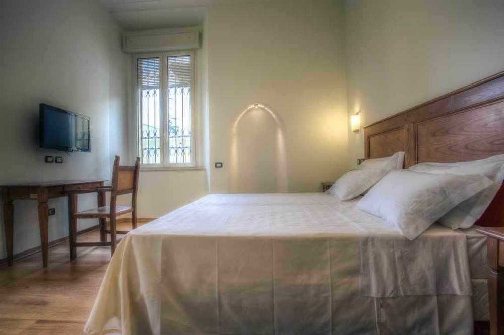 Hotel Il Duca Del Montefeltro ペンナビッリ エクステリア 写真